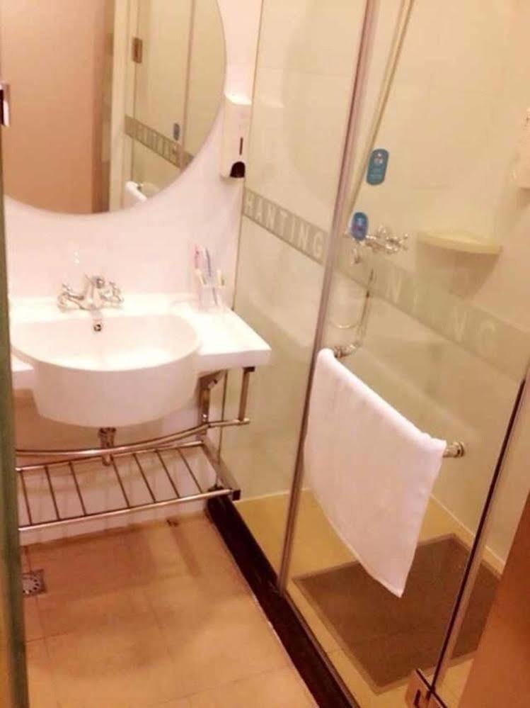 Hanting Hotel Shanghai Jiaotong University Jiangchuan Road Second Branch מראה חיצוני תמונה